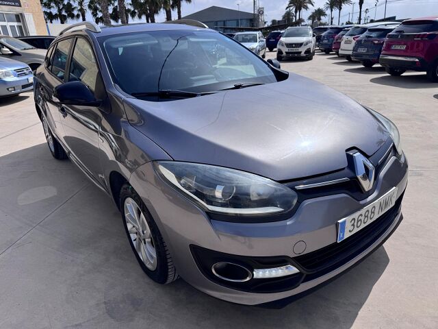 RENAULT MEGANE ESTATE 1.5 DCI SPANISH LHD IN SPAIN 135000 MILES SUPER 2014